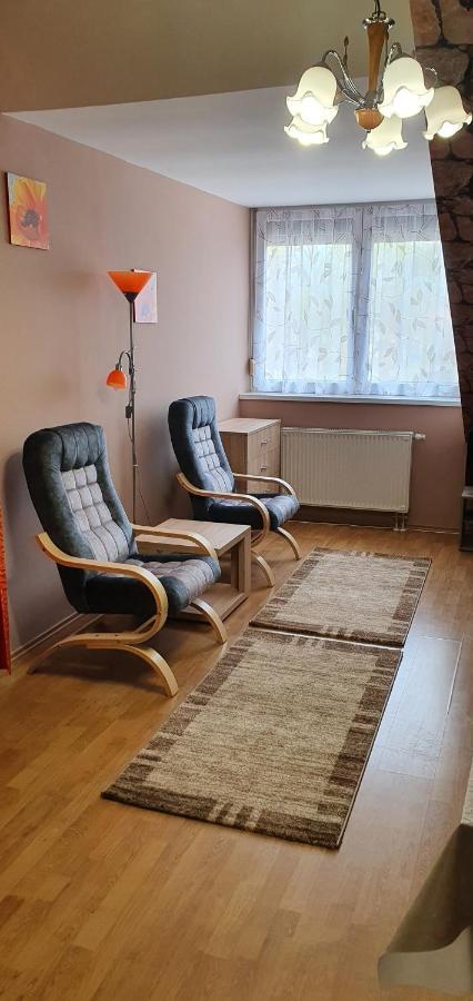 Venusz Apartman Cserkeszolo Exterior photo
