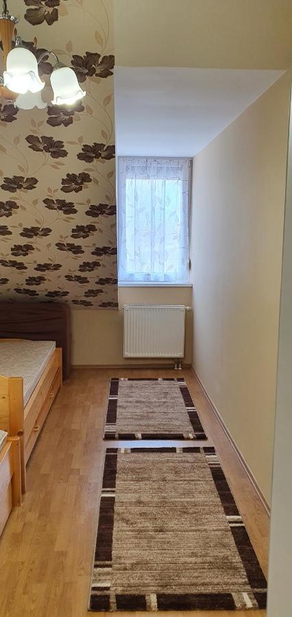 Venusz Apartman Cserkeszolo Exterior photo